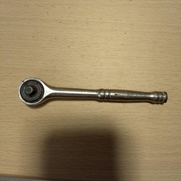 Rachets (2) & Rachet Wrench Set - Picture 3 of 8